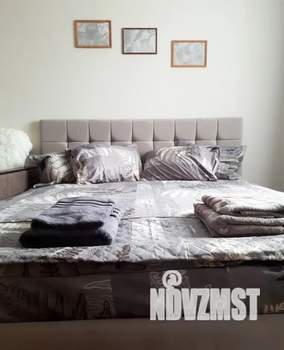 1-к квартира, посуточно, 35м2, 2/10 этаж