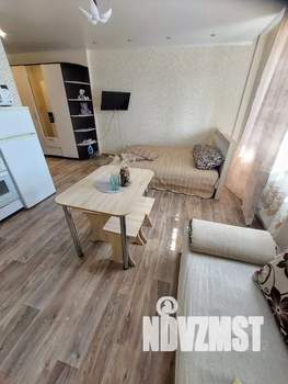 Студия квартира, посуточно, 42м2, 7/14 этаж