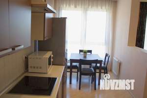 2-к квартира, посуточно, 60м2, 6/16 этаж