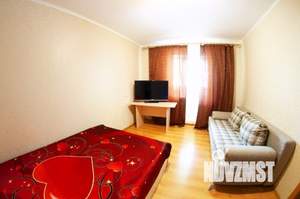 1-к квартира, посуточно, 53м2, 1/1 этаж