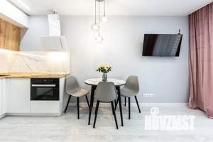 1-к квартира, посуточно, 40м2, 6/10 этаж