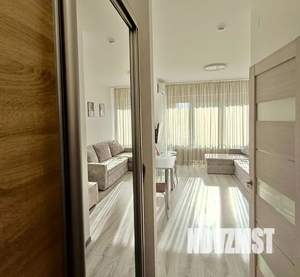 Студия квартира, посуточно, 28м2, 2/17 этаж