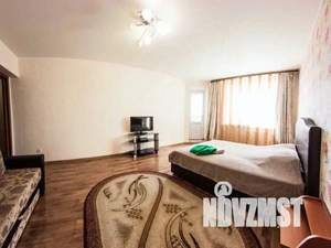 1-к квартира, посуточно, 50м2, 1/1 этаж