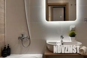 1-к квартира, посуточно, 38м2, 21/23 этаж