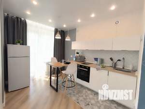 Студия квартира, посуточно, 35м2, 7/14 этаж