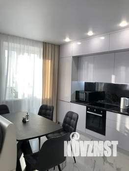 1-к квартира, посуточно, 40м2, 19/19 этаж