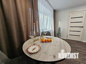 1-к квартира, посуточно, 50м2, 2/5 этаж