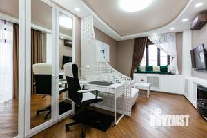 2-к квартира, посуточно, 60м2, 1/1 этаж