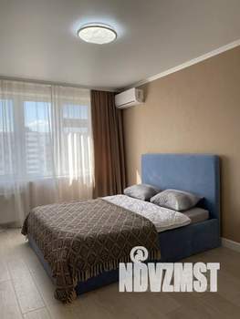 1-к квартира, посуточно, 43м2, 15/16 этаж