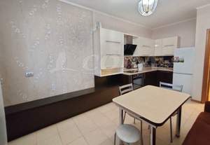 1-к квартира, на длительный срок, 54м2, 2/9 этаж