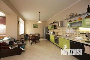 3-к квартира, посуточно, 120м2, 1/1 этаж