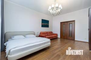 1-к квартира, посуточно, 57м2, 1/1 этаж