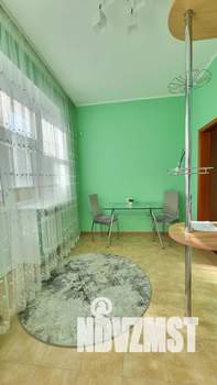 1-к квартира, посуточно, 56м2, 2/4 этаж