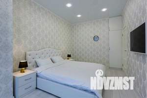 1-к квартира, посуточно, 50м2, 17/23 этаж