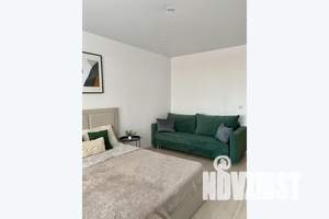 1-к квартира, посуточно, 42м2, 15/18 этаж