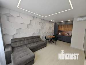 2-к квартира, посуточно, 38м2, 8/17 этаж