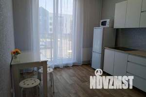 1-к квартира, посуточно, 38м2, 2/4 этаж