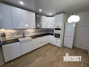 3-к квартира, на длительный срок, 108м2, 1/5 этаж