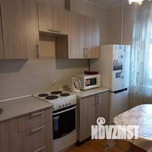 1-к квартира, посуточно, 38м2, 9/10 этаж