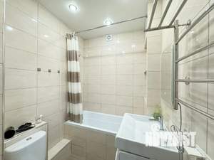 1-к квартира, посуточно, 43м2, 4/9 этаж