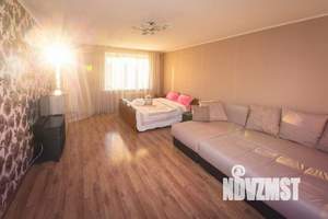 1-к квартира, посуточно, 45м2, 1/1 этаж