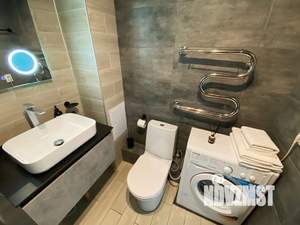 Студия квартира, посуточно, 34м2, 15/18 этаж