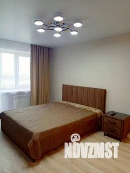 1-к квартира, посуточно, 40м2, 13/13 этаж