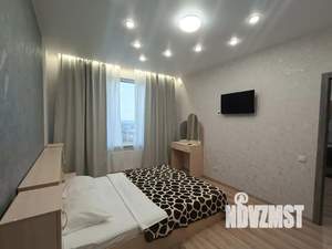 1-к квартира, посуточно, 36м2, 20/25 этаж