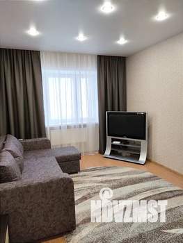 1-к квартира, посуточно, 50м2, 1/10 этаж