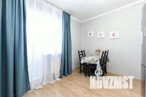 1-к квартира, посуточно, 40м2, 22/22 этаж