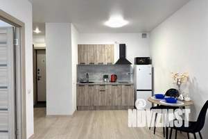 1-к квартира, посуточно, 37м2, 8/25 этаж