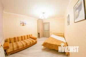 1-к квартира, посуточно, 43м2, 1/1 этаж