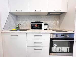 1-к квартира, посуточно, 40м2, 12/20 этаж