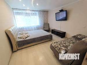 2-к квартира, посуточно, 61м2, 1/9 этаж