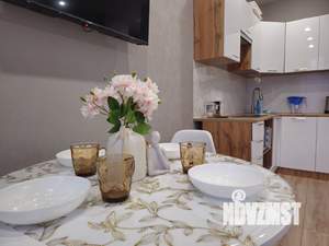 Студия квартира, посуточно, 31м2, 10/27 этаж