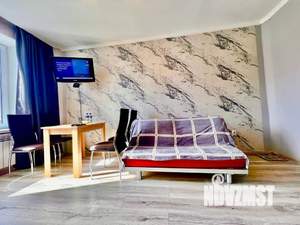 Студия квартира, посуточно, 35м2, 3/15 этаж