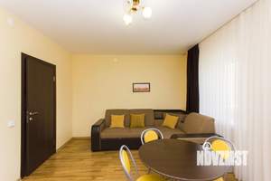 2-к квартира, посуточно, 50м2, 1/1 этаж