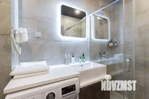 Студия квартира, посуточно, 35м2, 7/10 этаж