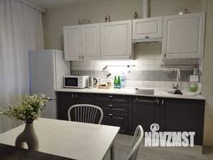 1-к квартира, посуточно, 60м2, 13/17 этаж