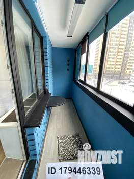 Студия квартира, посуточно, 40м2, 3/19 этаж