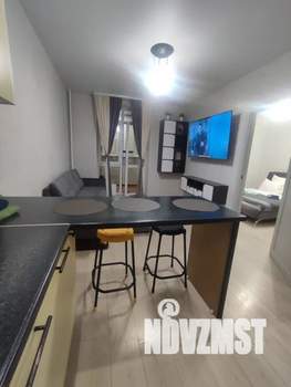 1-к квартира, посуточно, 37м2, 8/22 этаж