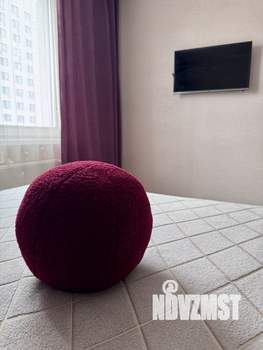 1-к квартира, посуточно, 42м2, 8/17 этаж