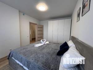 Студия квартира, посуточно, 40м2, 10/12 этаж