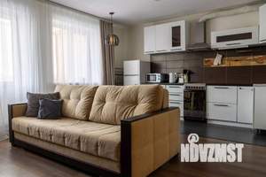 1-к квартира, посуточно, 38м2, 1/1 этаж
