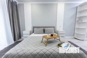 1-к квартира, посуточно, 50м2, 1/1 этаж