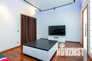 2-к квартира, посуточно, 64м2, 1/25 этаж