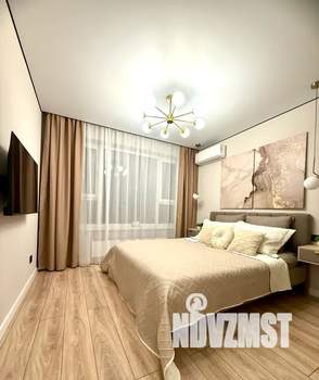 1-к квартира, посуточно, 39м2, 7/9 этаж