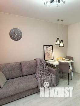 Студия квартира, посуточно, 27м2, 16/19 этаж