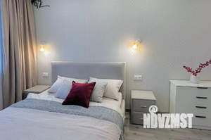 1-к квартира, посуточно, 40м2, 17/19 этаж