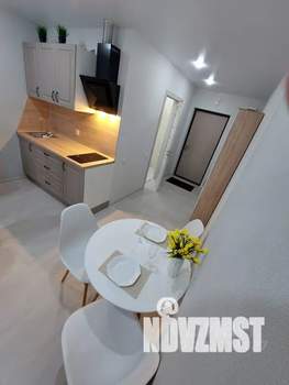 Студия квартира, посуточно, 25м2, 11/19 этаж